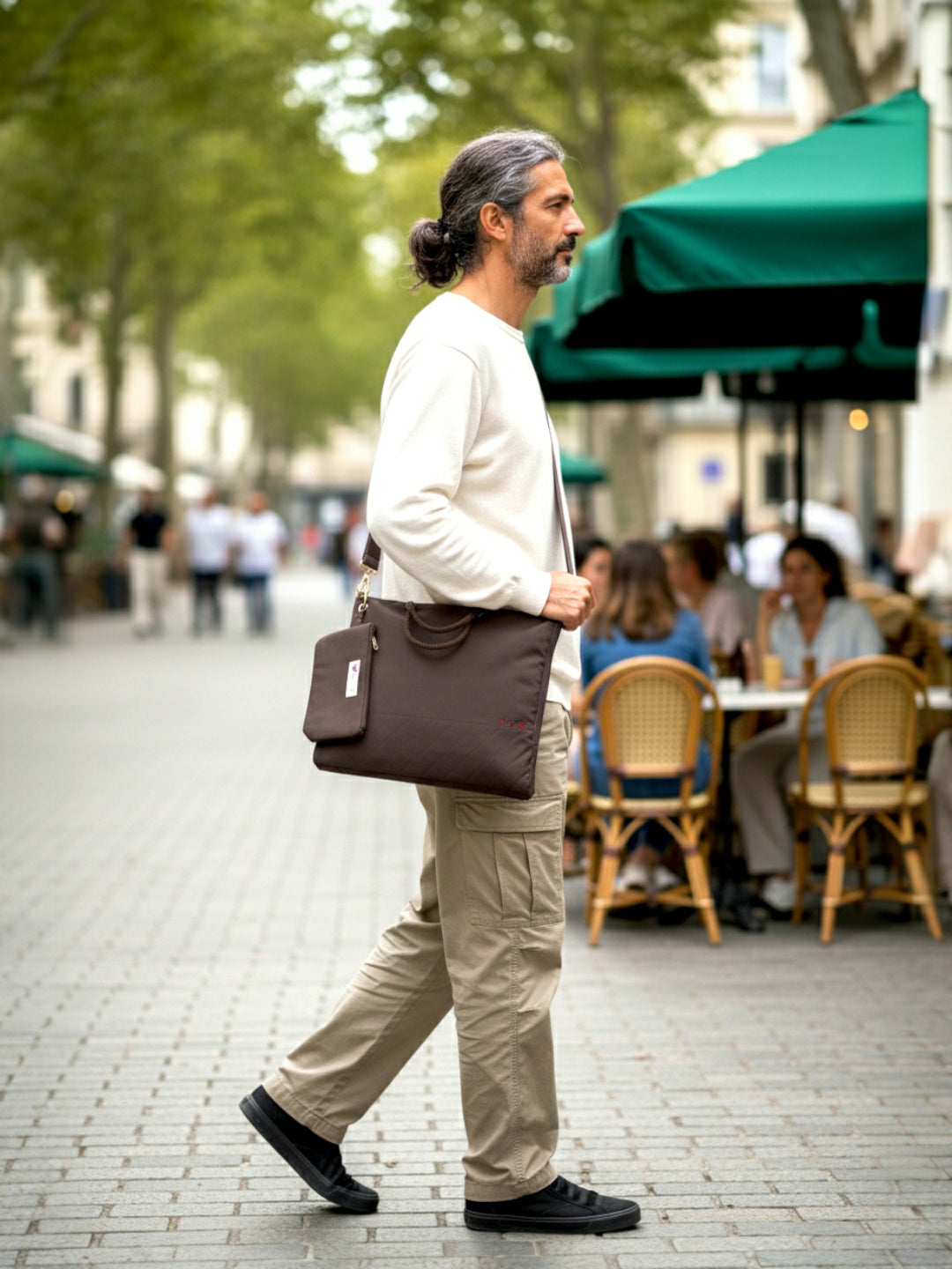 Unisex Messenger Bags | Laptop Messenger Bag made with Canvas | Fits upto 15.6 Inches Laptop/MacBook | Comes with Detachable Zip Pouch | Crossbody Sling Bag For Men Women