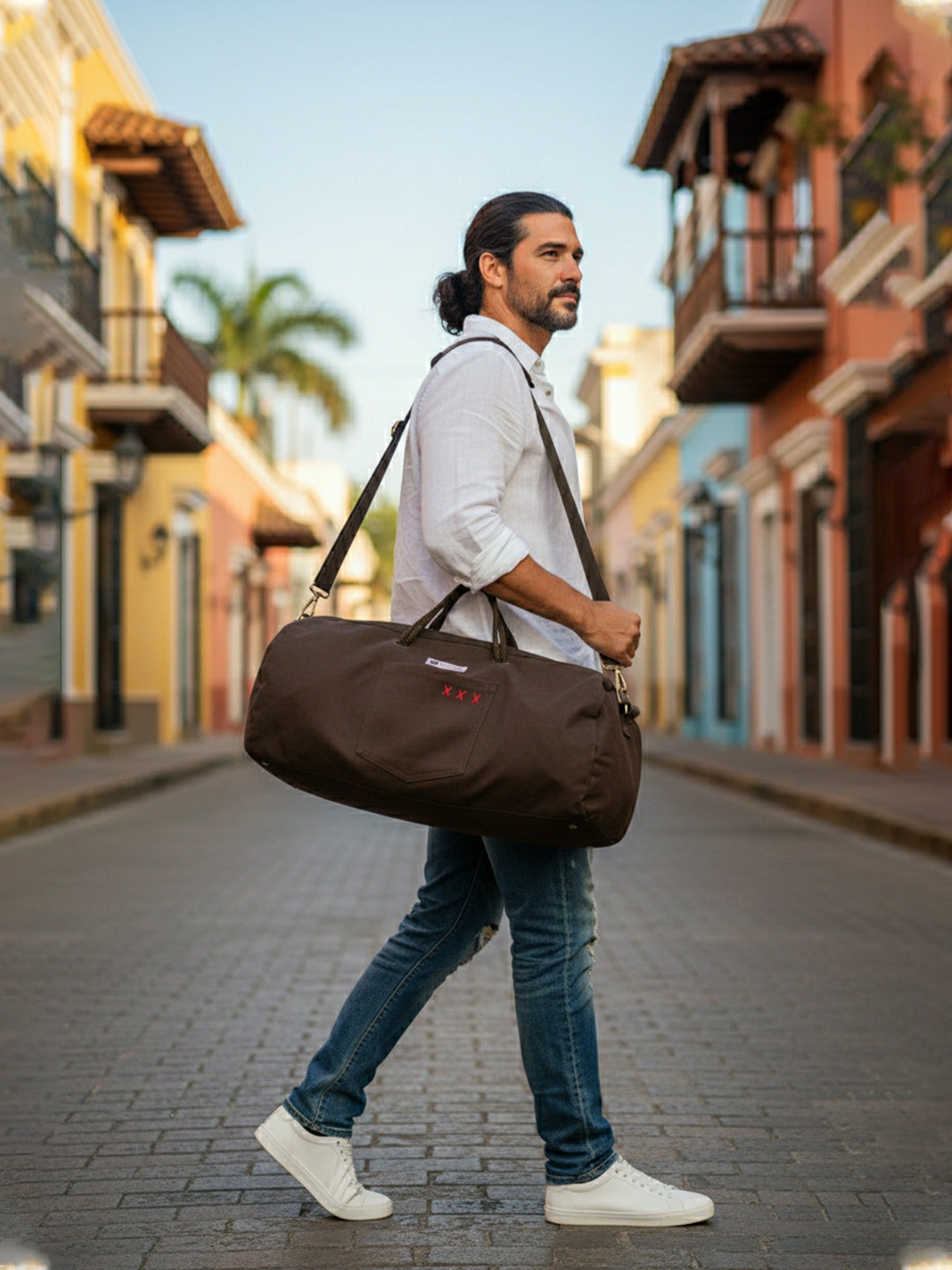 Canvas Travel Duffle Bag | 40 litres | Sports Duffel | Gym Bags | for Men and Women | Detachable Strap | Airline Carry-On Luggage | Quick Access Pockets |