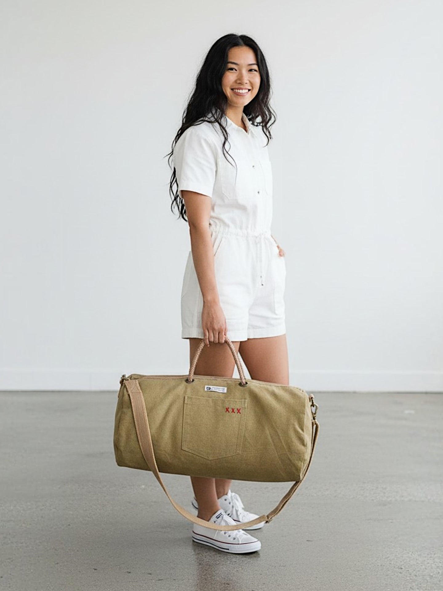 Canvas Travel Duffle Bag | 40 litres | Sports Duffel | Gym Bags | for Men and Women | Detachable Strap | Airline Carry-On Luggage | Quick Access Pockets |