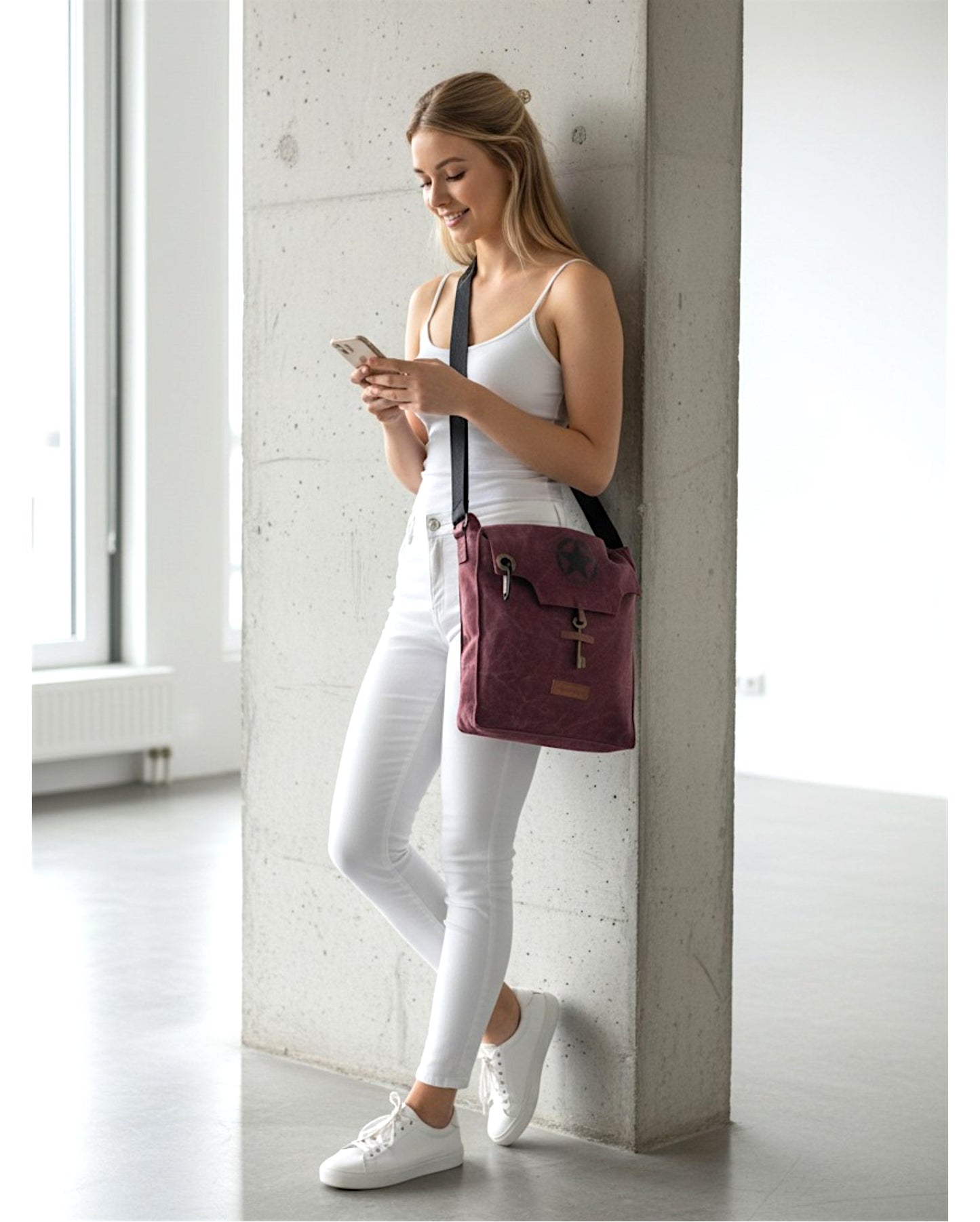 Sturdy Cotton Canvas Messenger Bags for Men and Women | With two Magnetic Snap Buttons Flap Closure, Adjustable Body Strap & Multiutility Lobster Hook