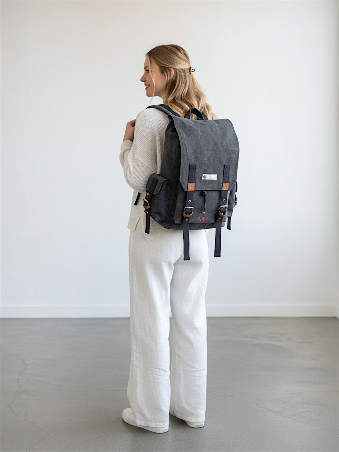 Canvas Backpack for Men and Women 23L | Casual Cotton Bag With  Inner Lining, 4 External & 3 Internal Pockets | Backpacks Suitable for College, Travel & Hiking