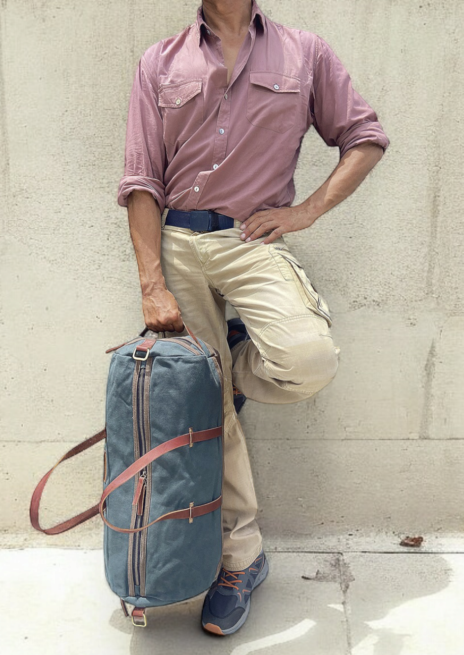 Convertible Canvas Travel Duffle Bag 25 litres | Gym Sports Duffel Backpack | Unisex | Adjustable Removable Strap | Luggage Garment Bag | Quick Access Pockets |
