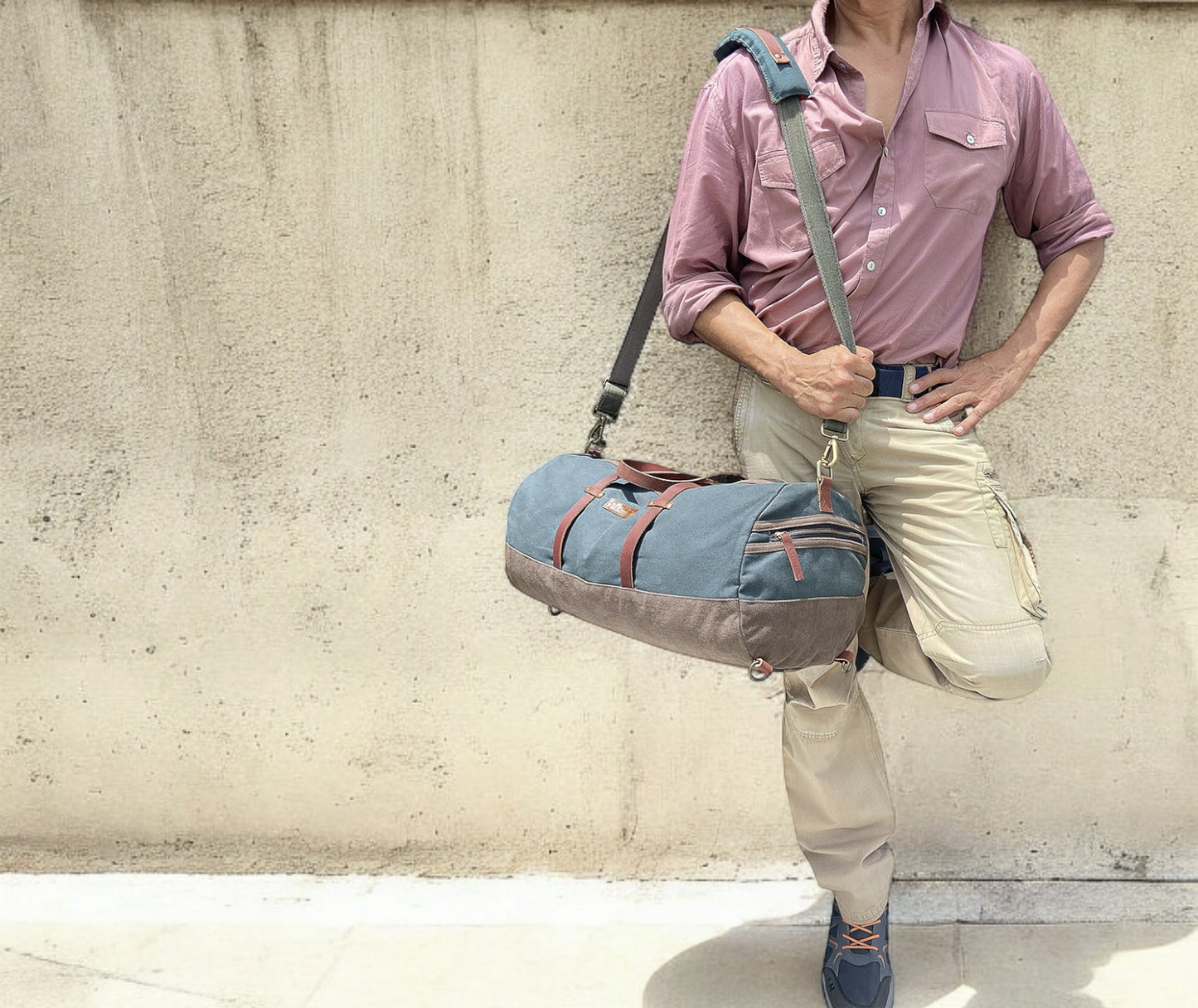 Convertible Canvas Travel Duffle Bag 25 litres | Gym Sports Duffel Backpack | Unisex | Adjustable Removable Strap | Luggage Garment Bag | Quick Access Pockets |